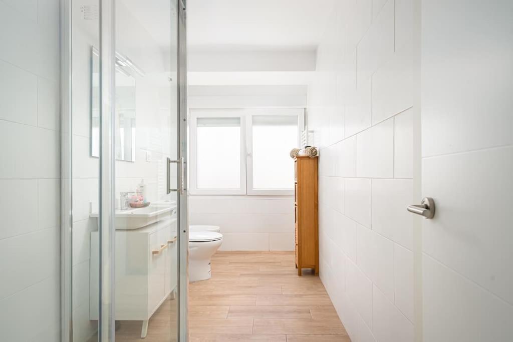 Myhousespain - Moderno Piso Frente Al Mar Хихон Экстерьер фото